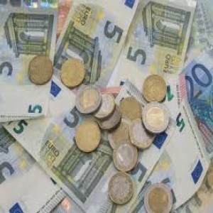 Global Anti Money Laundering (AML) Software Market