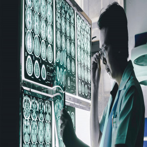MR Imaging in Neurosurgery